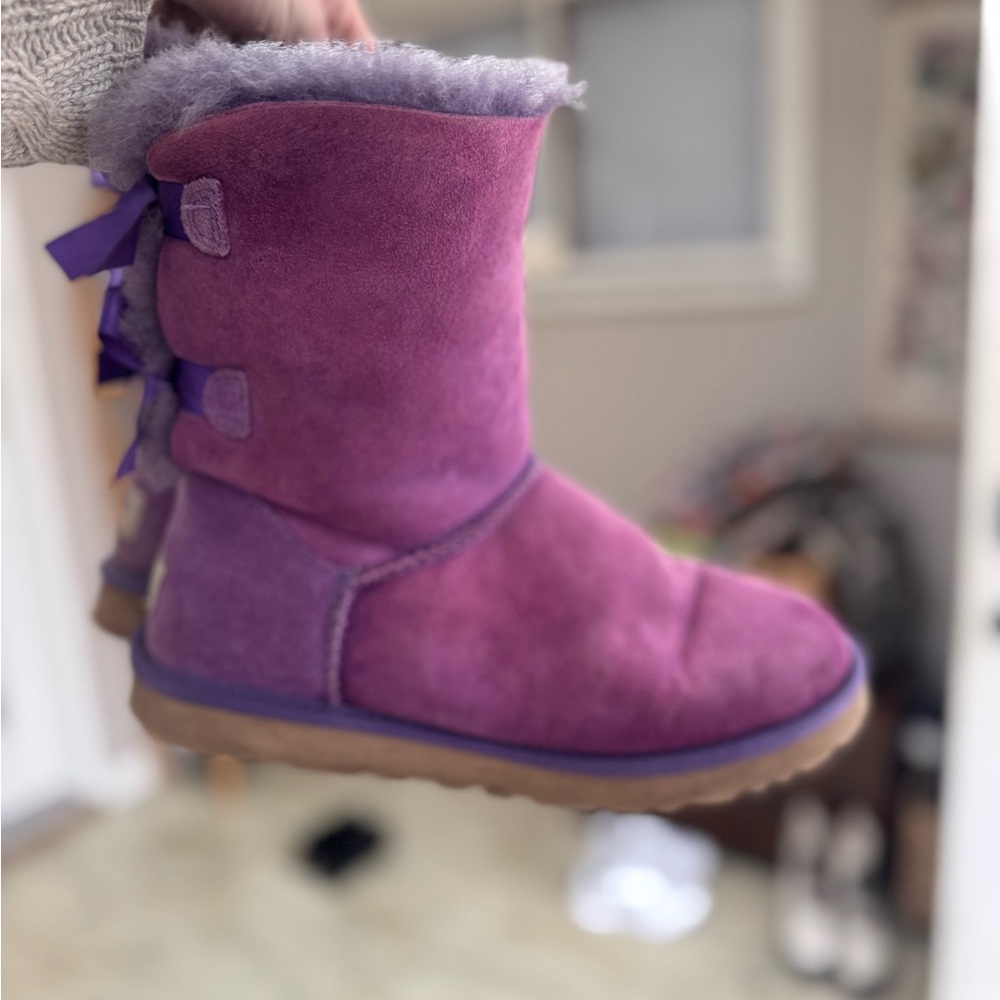 UGG Bailey Bow Boots Purple Twinface Sheepskin Size 8 Classic